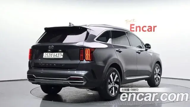 Kia Sorento 2020 — Фото 2/20