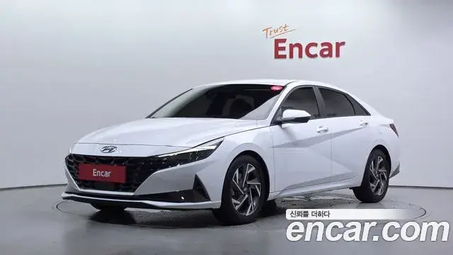Hyundai Avante 2021 — Фото 1/20