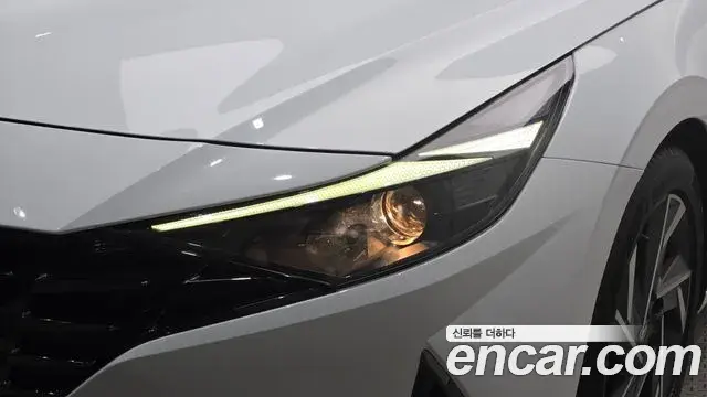 Hyundai The New Avante Hybrid 2021 — Şəkil 20/30