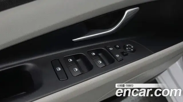 Hyundai The New Avante Hybrid 2021 — Şəkil 8/30