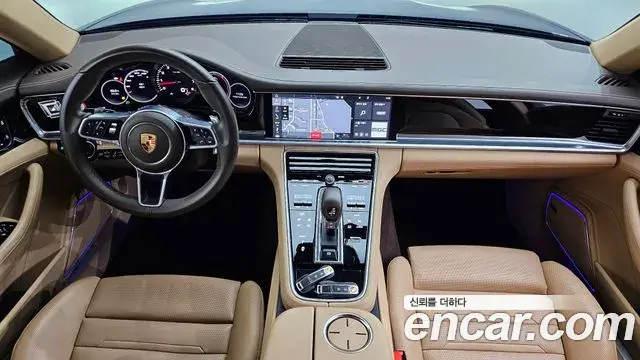 Porsche Panamera 2019 — Şəkil 14/32
