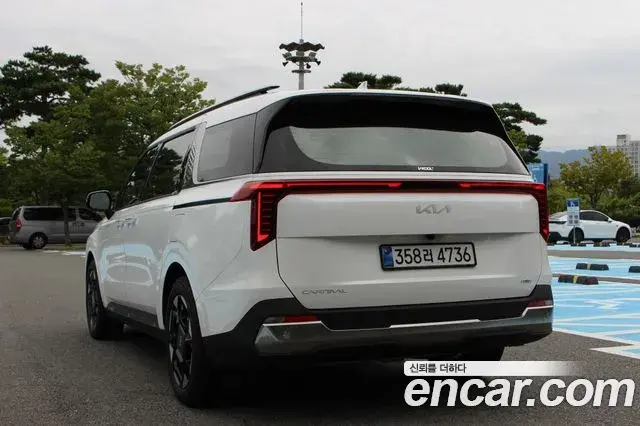 Kia Carnival 2025 — Photo 16/20