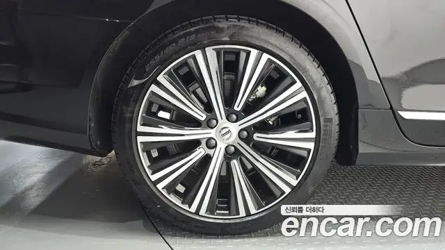 Volvo S90 2023 — ფოტო 6/34