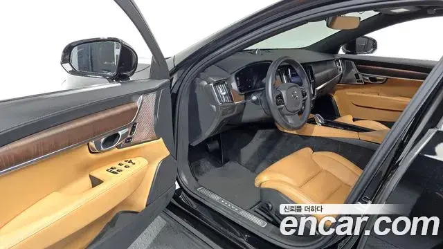 Volvo S90 2023 — ფოტო 20/34