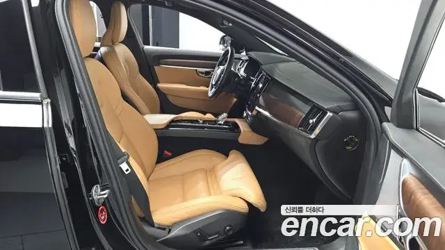 Volvo S90 2023 — ფოტო 10/34