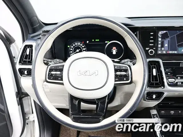 Kia Sorento 2023 — Фото 13/20