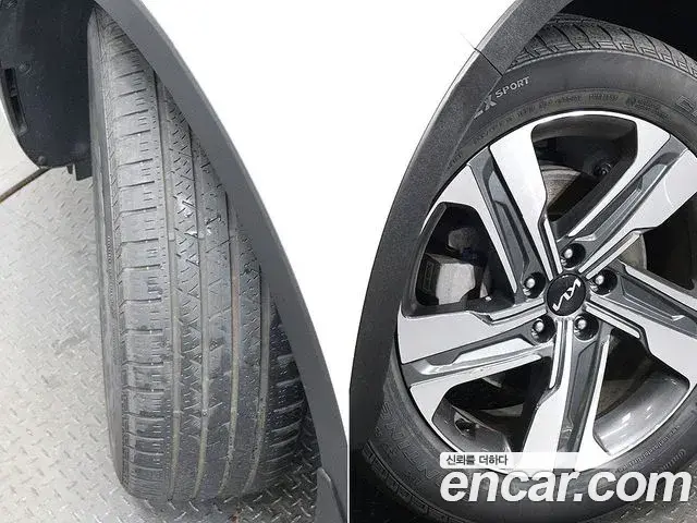 Kia Sorento 2023 — Фото 19/20