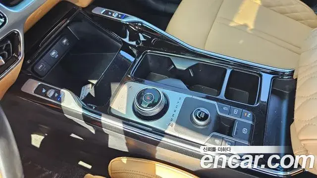 Kia Sorento 2022 — Фото 9/20