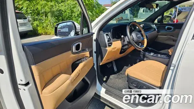 Kia Sorento 2022 — Фото 10/20