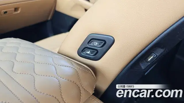 Kia Sorento 2022 — Фото 12/20