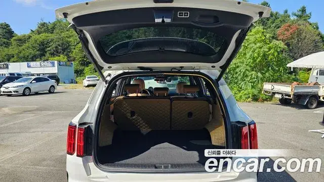 Kia Sorento 2022 — Фото 17/20