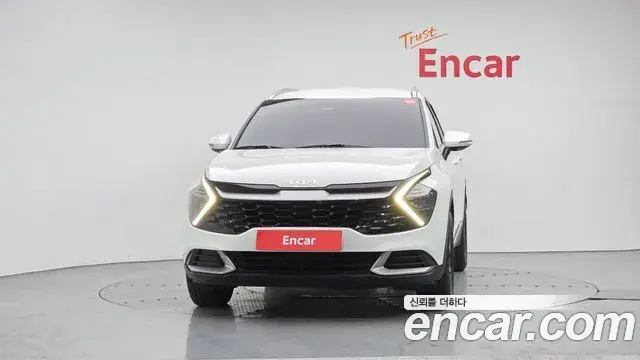 Kia Sportage 2022 — Фото 3/20