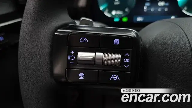 Hyundai Grandeur Hybrid 2024 — Photo 10/36