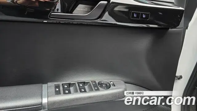 Hyundai Grandeur Hybrid 2024 — Photo 4/36