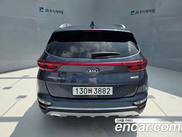 Kia Sportage The Bold 2020 — Фото 6/16