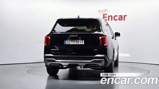Kia Sorento 2024 — Фото 3/20