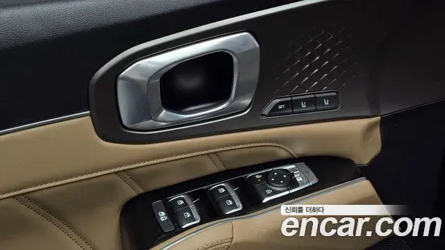Kia Sorento 2024 — Фото 19/20