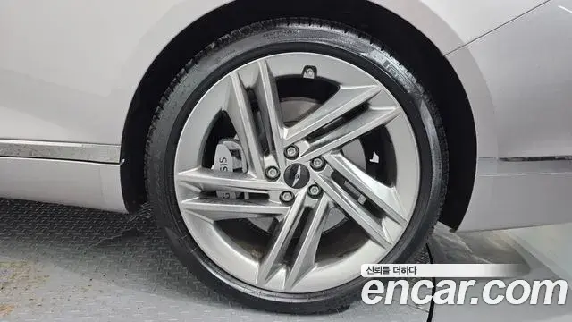 Genesis G80 2025 — Şəkil 23/37