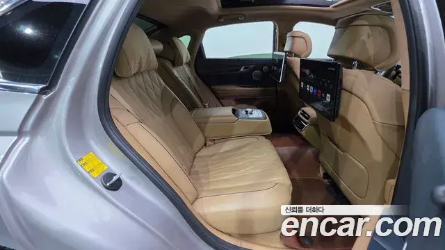 Genesis G80 2025 — Şəkil 24/37