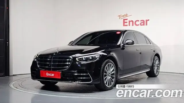Mercedes-Benz S-Class 2021 — Photo 9/37