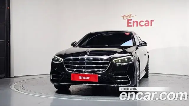 Mercedes-Benz S-Class 2021 — Photo 12/37