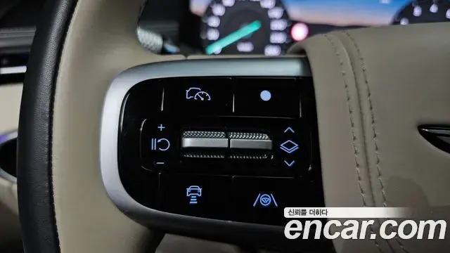 Genesis GV70 2024 — ფოტო 23/34