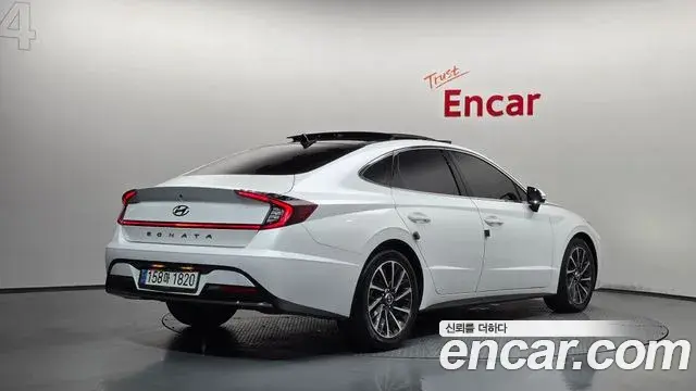 Hyundai Sonata 2020 — Фото 2/20