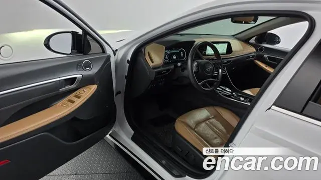 Hyundai Sonata 2020 — Фото 10/20