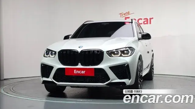 BMW X5M 2021 — ფოტო 20/33