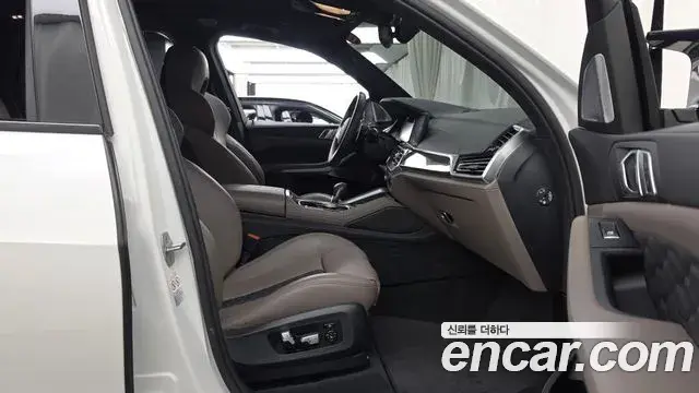 BMW X5M 2021 — ფოტო 14/33