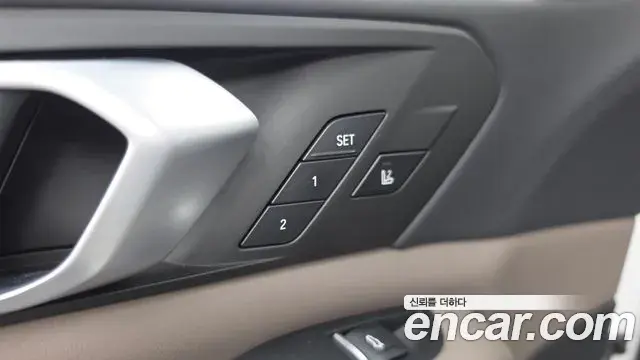 BMW X5M 2021 — ფოტო 19/33