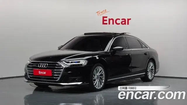 Audi A8 2020 — Фото 1/20