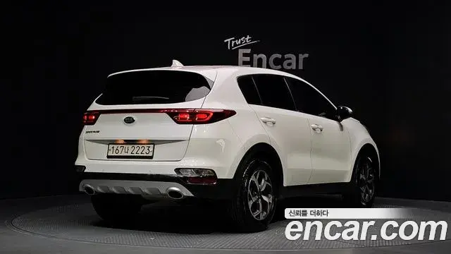 Kia Sportage The Bold 2020 — Şəkil 17/20