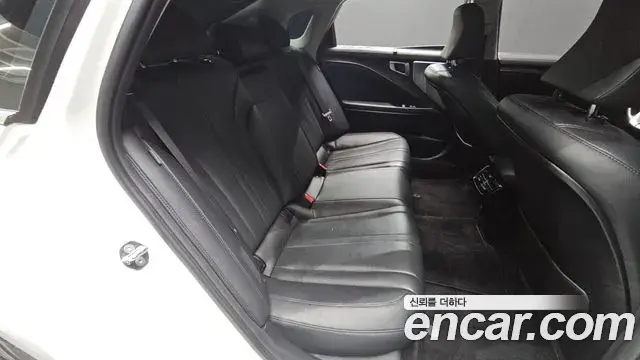 Kia K8 2021 — Photo 11/20