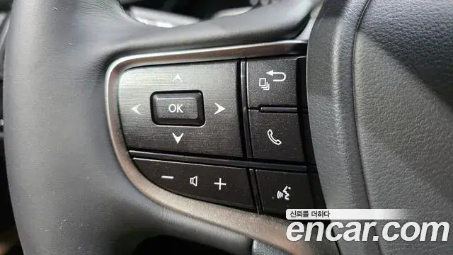 Lexus ES300h 2025 — Şəkil 14/33