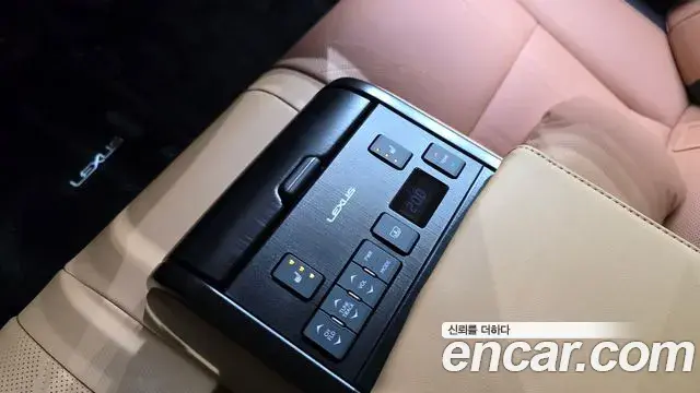 Lexus ES300h 2025 — Şəkil 33/33