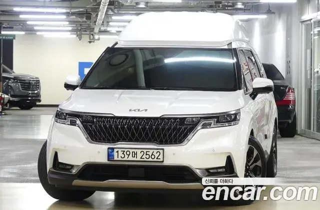 Kia Carnival 2021 — Фото 2/20