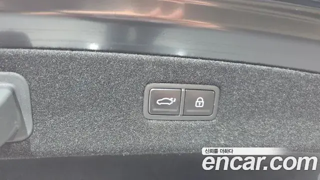 Genesis G90 2025 — Photo 12/34