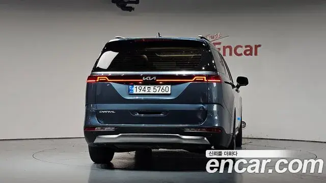 Kia Carnival 2022 — Фото 4/20