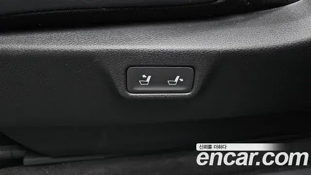 Kia Carnival 2022 — Photo 1/36