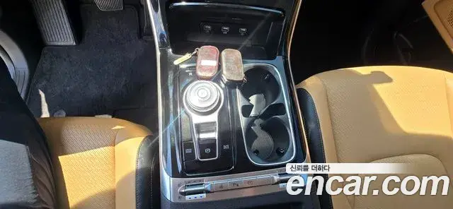 Kia Carnival 2022 — Фото 11/20