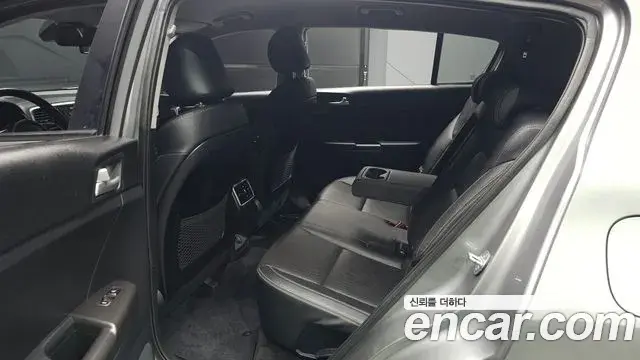 Kia Sportage The Bold 2021 — Photo 11/20