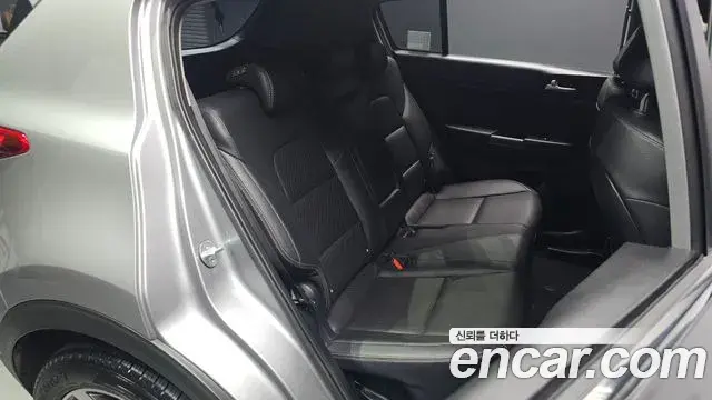 Kia Sportage The Bold 2021 — Photo 12/20