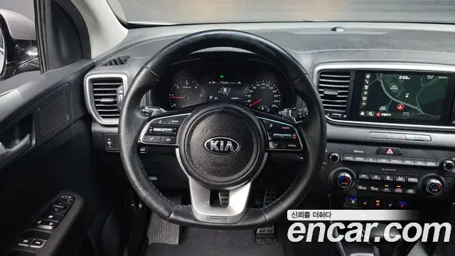 Kia Sportage The Bold 2021 — Photo 14/20