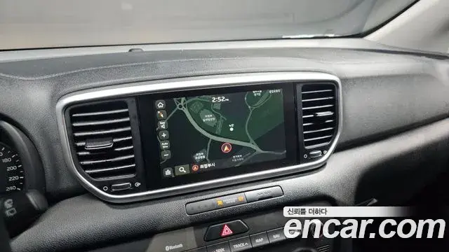 Kia Sportage The Bold 2021 — Photo 15/20