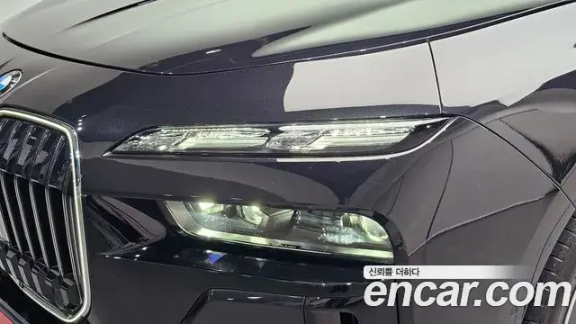 BMW 7 Series 2025 — Photo 14/32