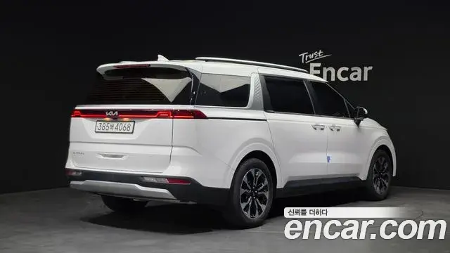 Kia Carnival 2021 — Фото 2/20