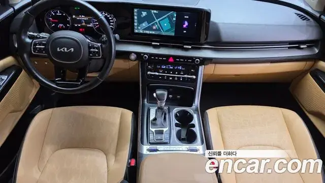 Kia Carnival 2021 — Фото 7/20
