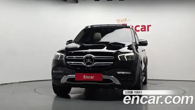 Mercedes-Benz GLE-Class 2022 — Şəkil 18/20