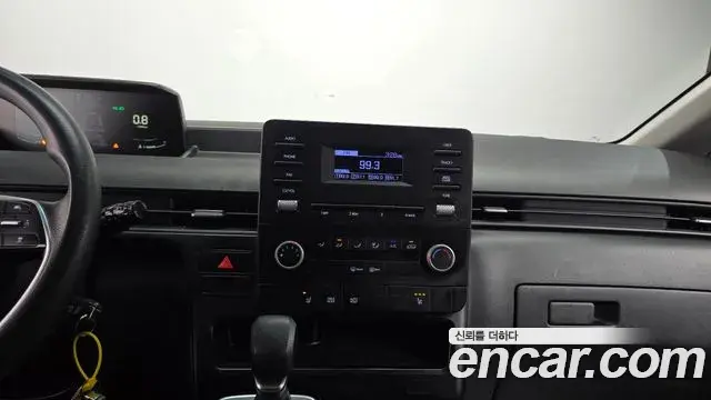 Hyundai Staria 2023 — Фото 19/20